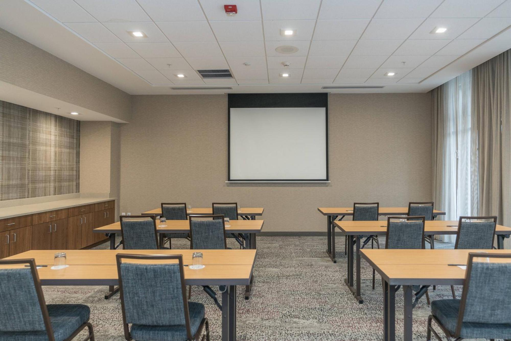 Courtyard By Marriott West Springfield Otel Dış mekan fotoğraf
