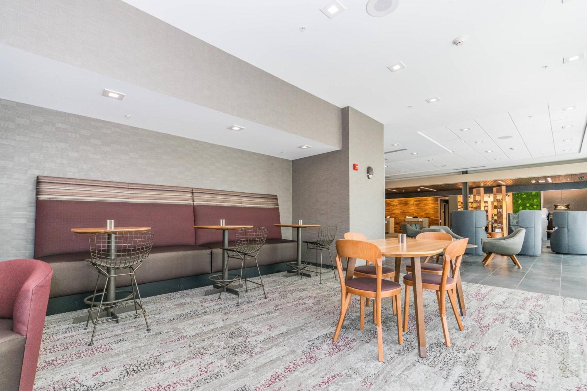 Courtyard By Marriott West Springfield Otel Dış mekan fotoğraf